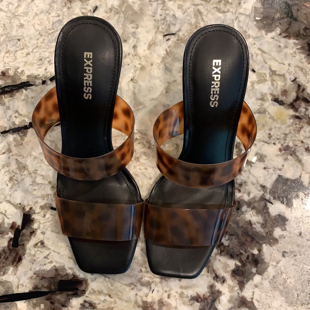 Square toe heels - Picture 4 of 5